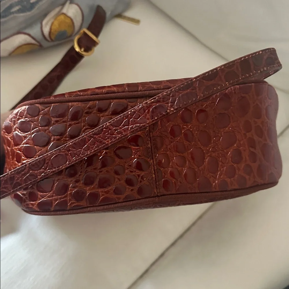 Vintage Ferragamo cross body bag - Picture 3 of 3